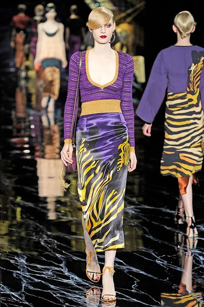 Look 43